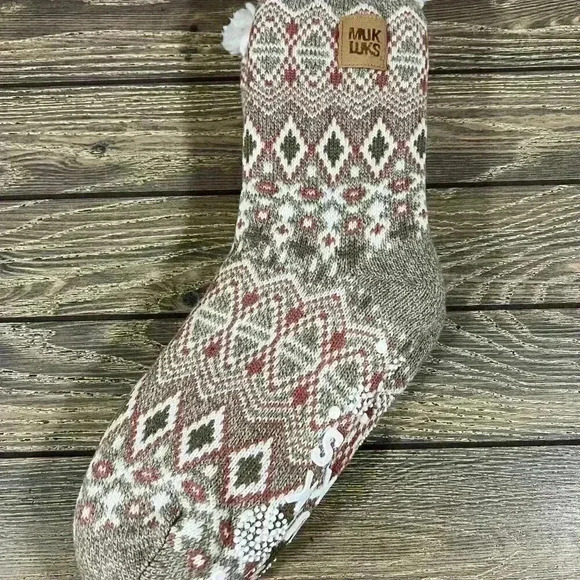 Muk Luks Women's Slip Resistant Cabin Socks S/M (5-7) - Picture 2 of 2